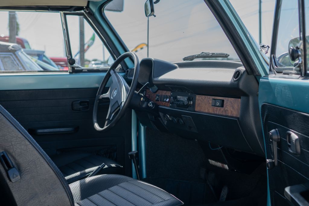 1979 Volkswagen Beetle Image 9