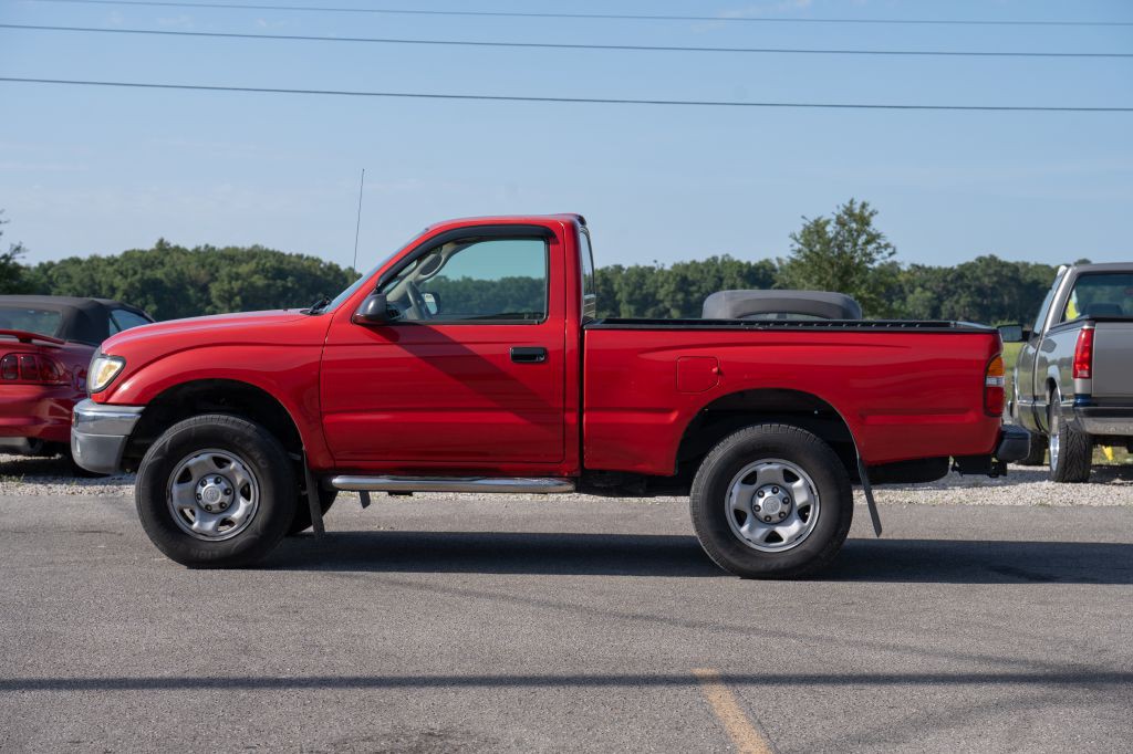 2004 Toyota Tacoma Image 5