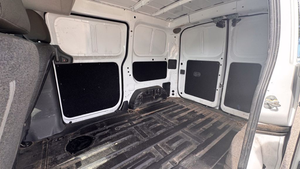 2017 Chevrolet Express Image 10