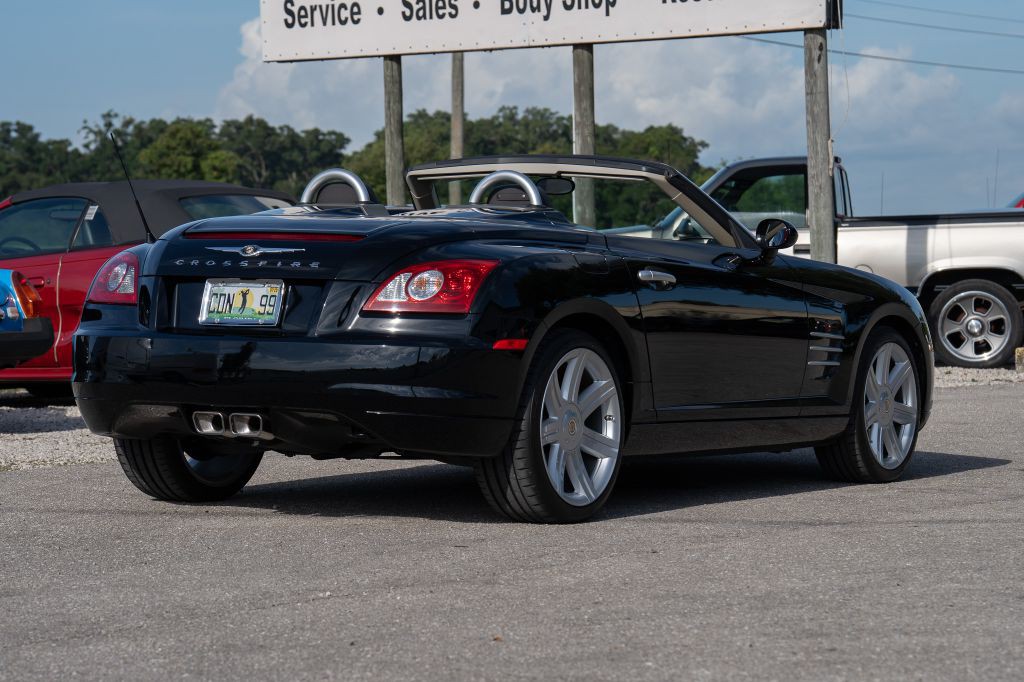 2005 Chrysler Crossfire Image 13