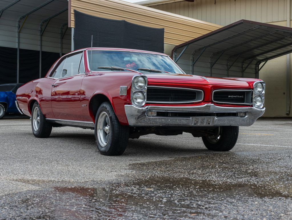 1966 Pontiac Lemans Image 12
