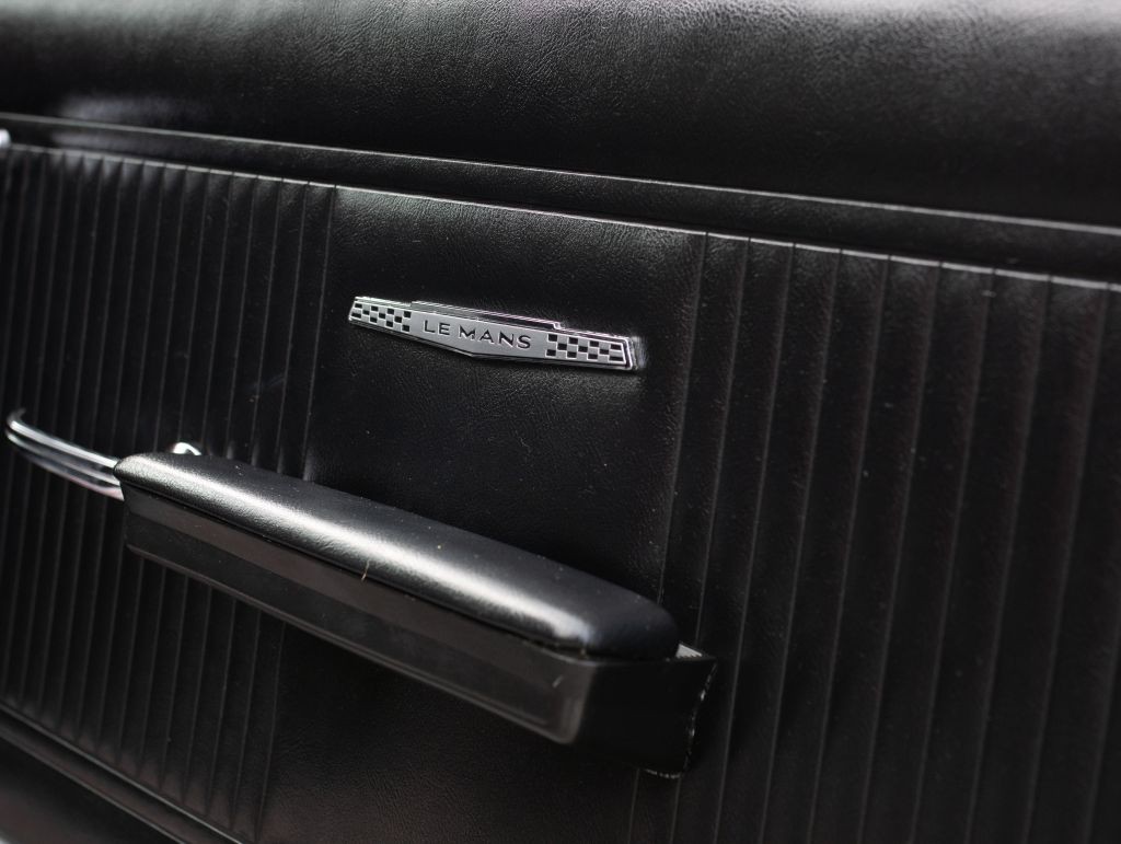 1966 Pontiac Lemans Image 28