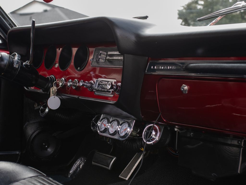1966 Pontiac Lemans Image 31