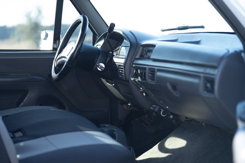 1993 Ford F-150 Image 11