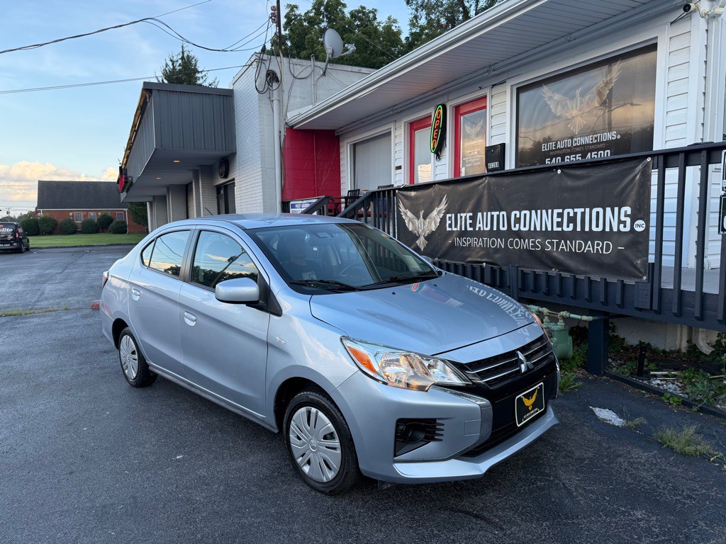 2023 Mitsubishi Mirage Image 1