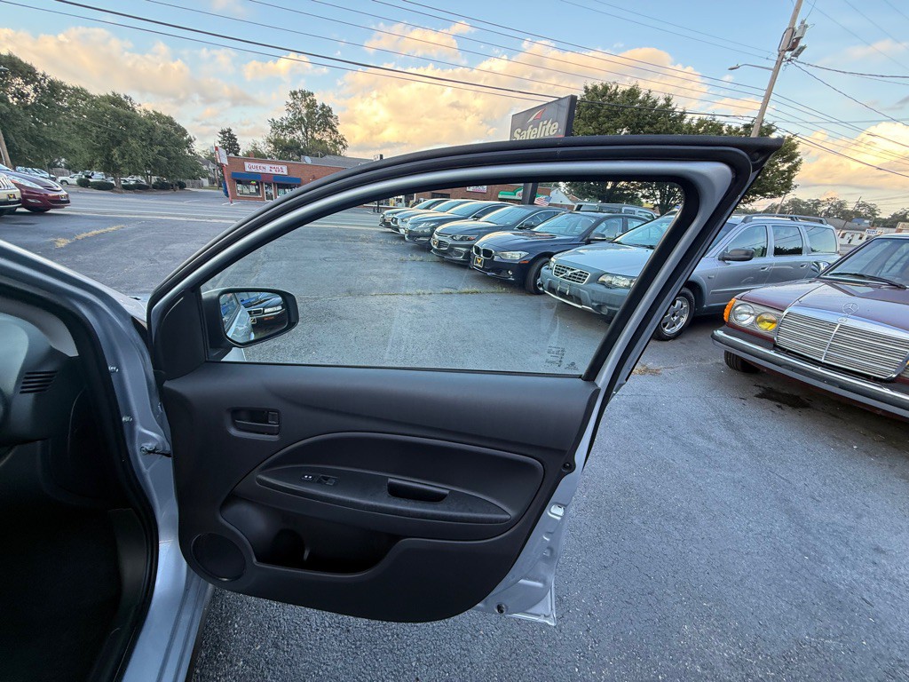 2023 Mitsubishi Mirage Image 21