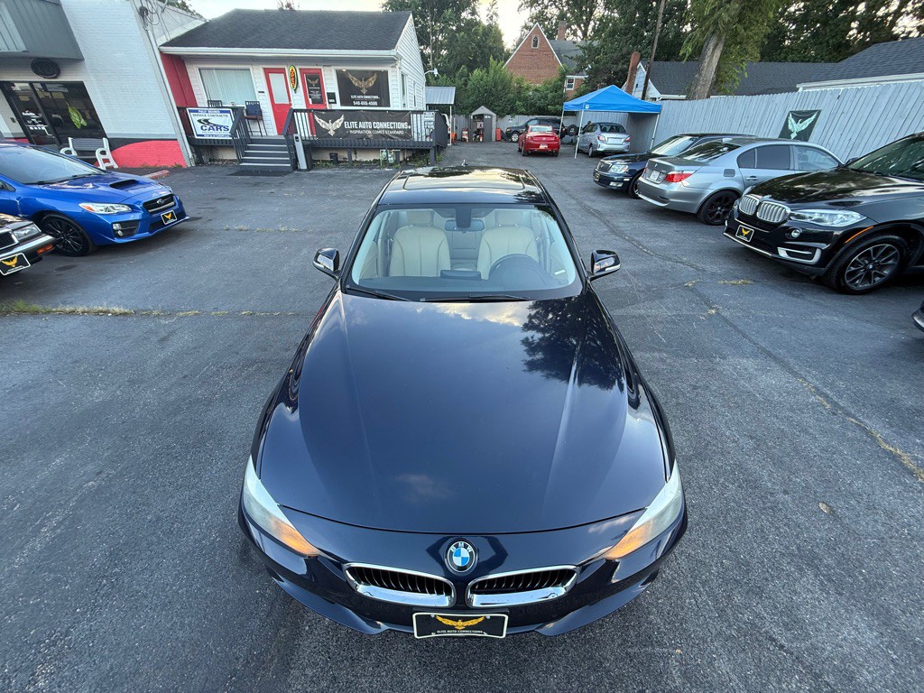 2014 BMW 3 Series Image 11