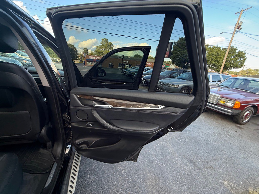 2014 BMW X5 Image 25