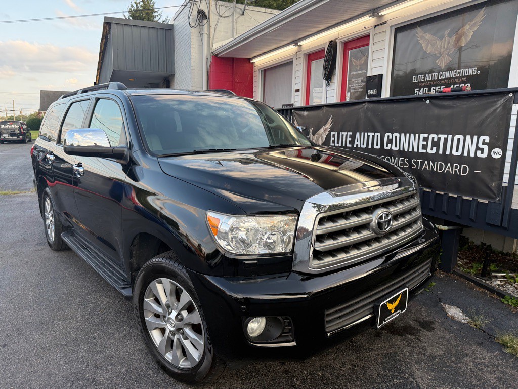 2013 Toyota Sequoia Image 1