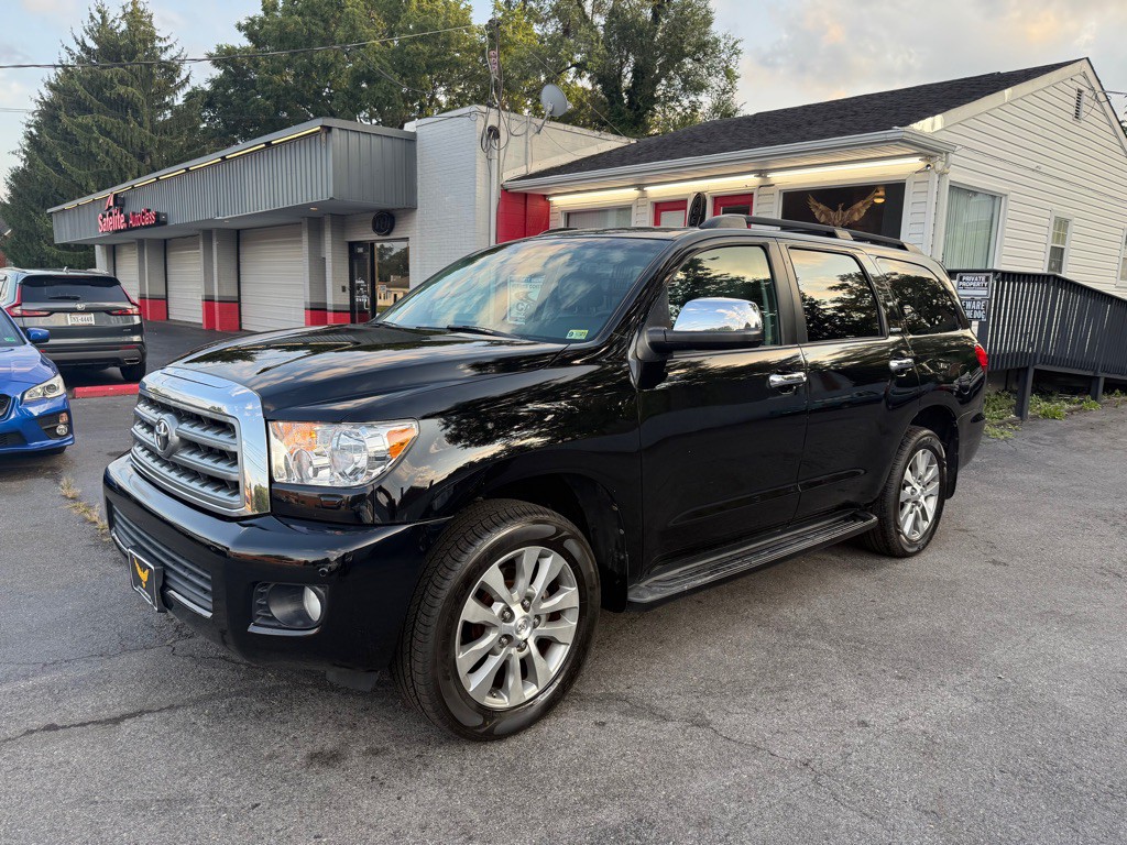 2013 Toyota Sequoia Image 3