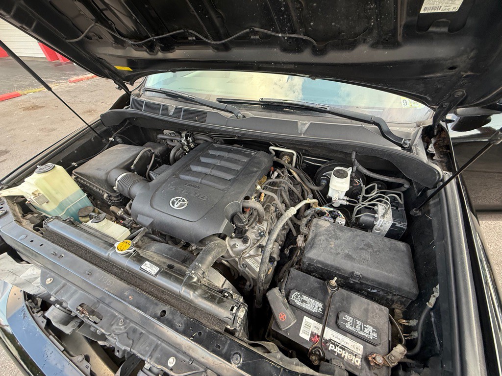 2013 Toyota Sequoia Image 48