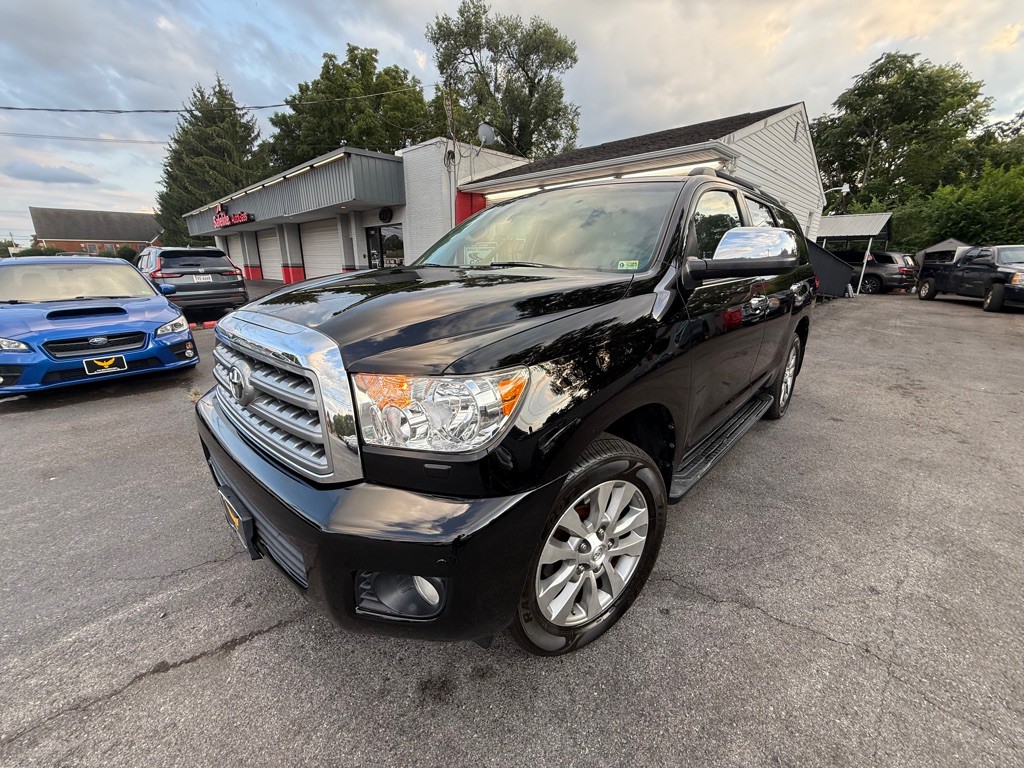 2013 Toyota Sequoia Image 52