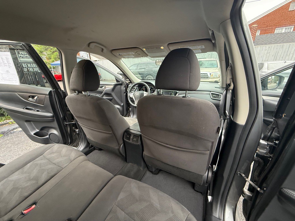 2016 Nissan Rogue Image 21