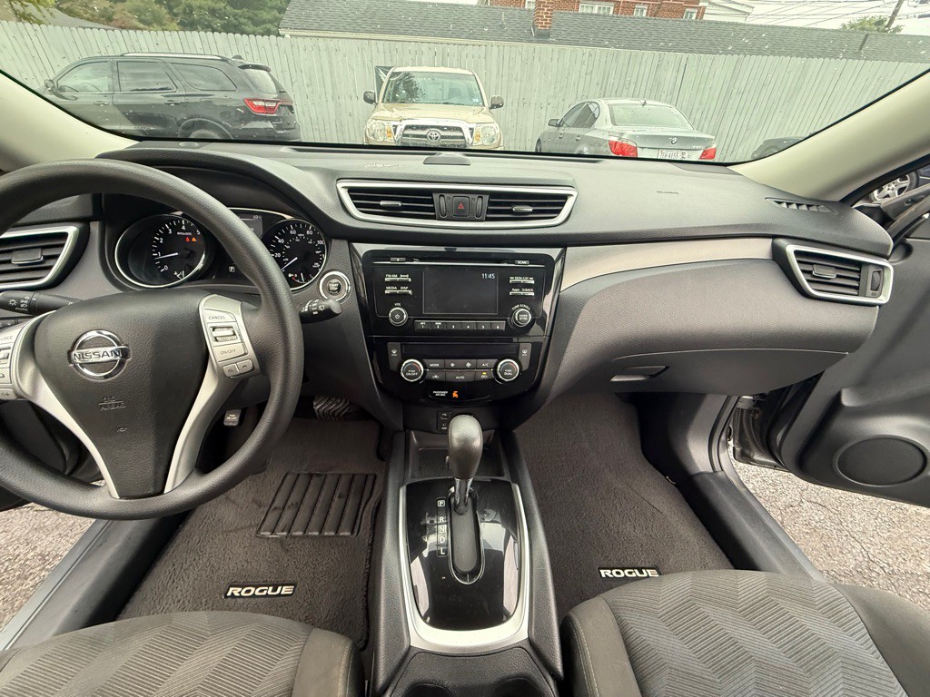2016 Nissan Rogue Image 29