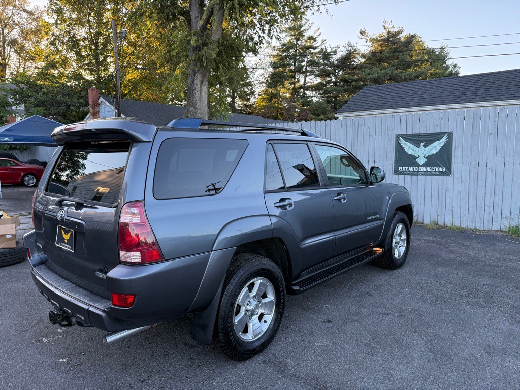 2005 Toyota 4Runner Image 3
