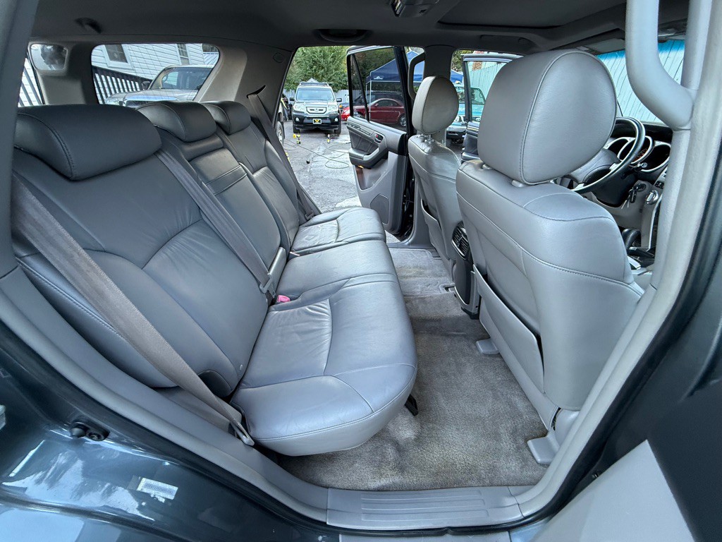 2005 Toyota 4Runner Image 27