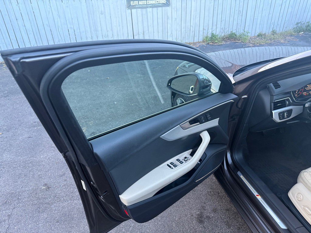 2017 Audi A4 Image 11