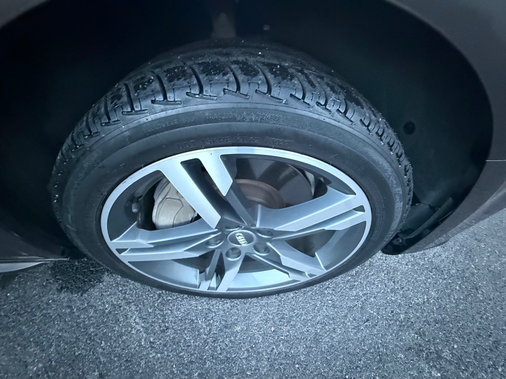 2017 Audi A4 Image 28