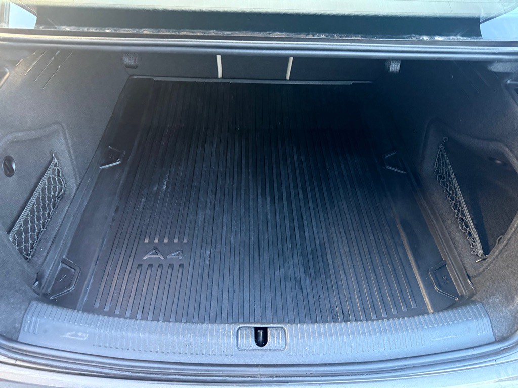 2017 Audi A4 Image 34
