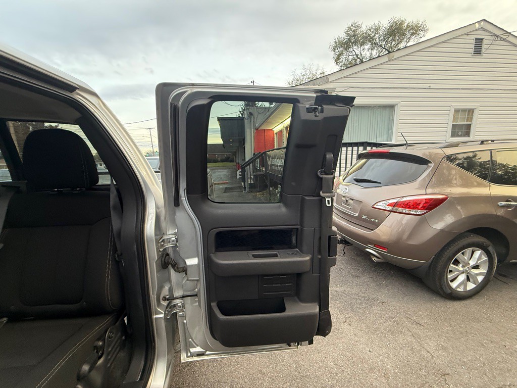 2010 Ford F-150 Image 38