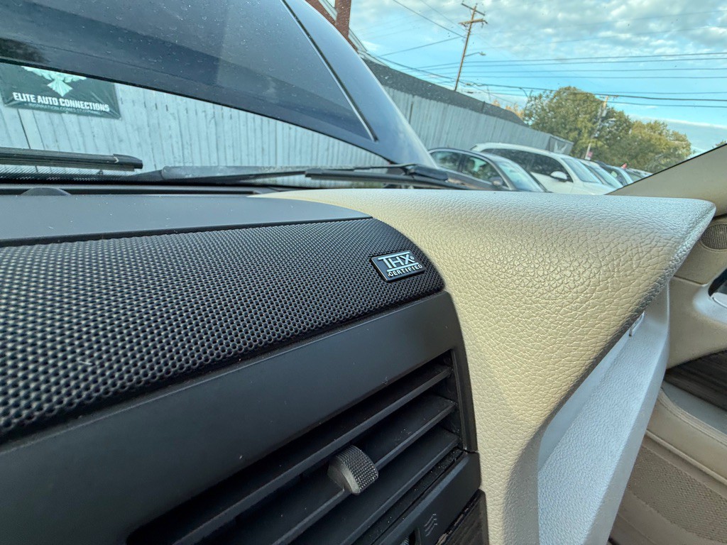 2007 Lincoln Navigator Image 40