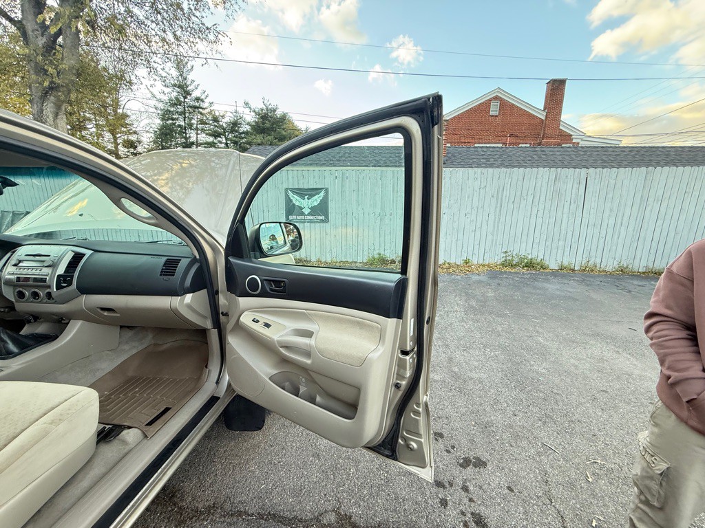 2006 Toyota Tacoma Image 15
