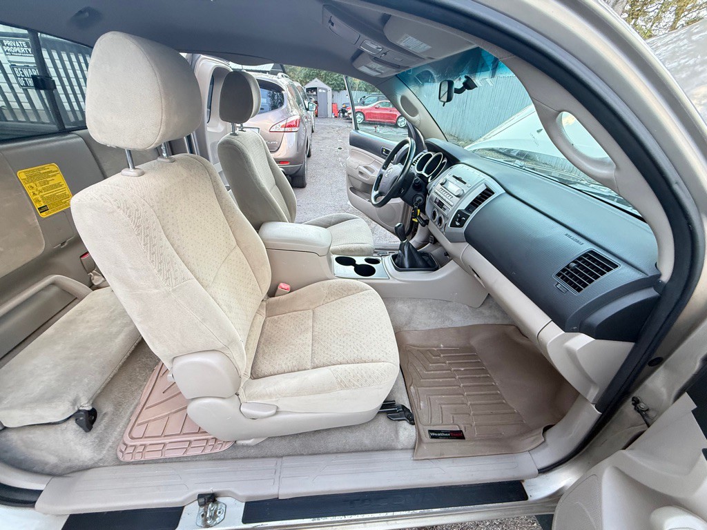2006 Toyota Tacoma Image 23