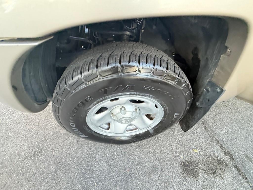 2006 Toyota Tacoma Image 28