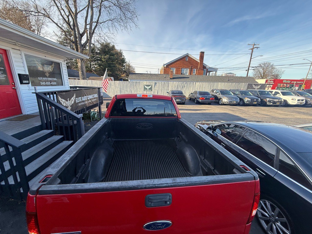 2005 Ford F-150 Image 8