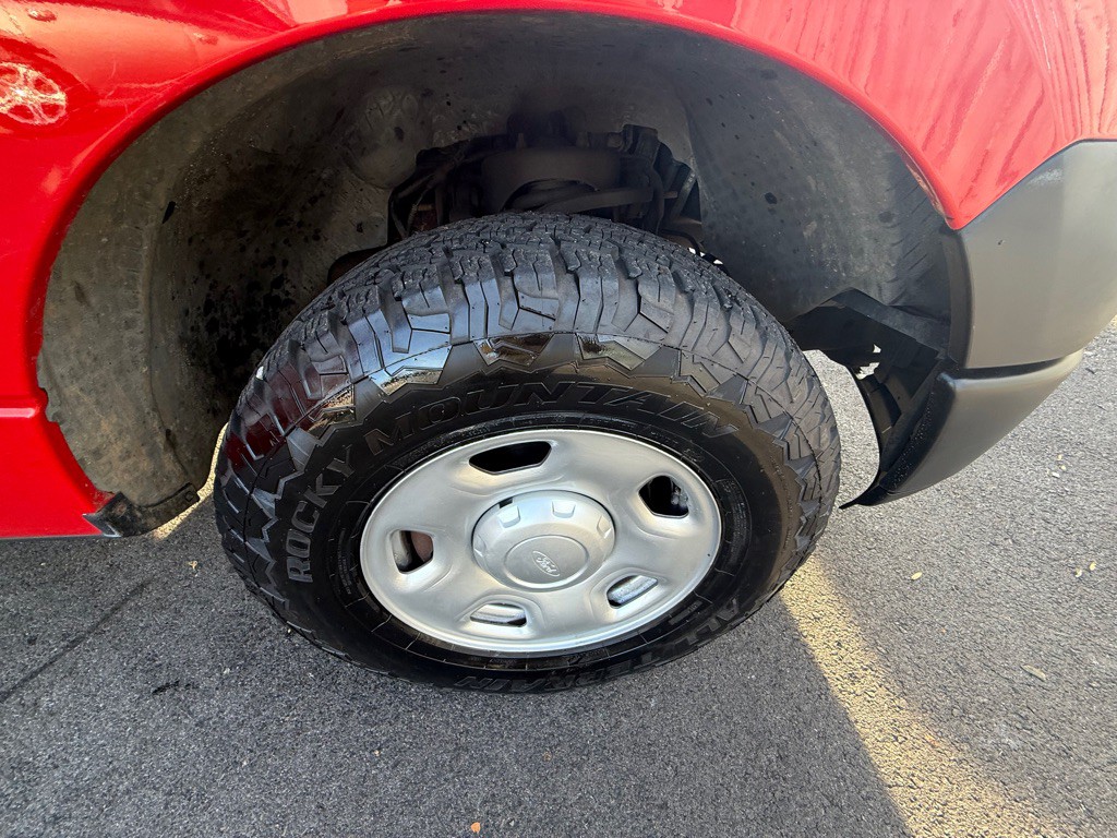 2005 Ford F-150 Image 17