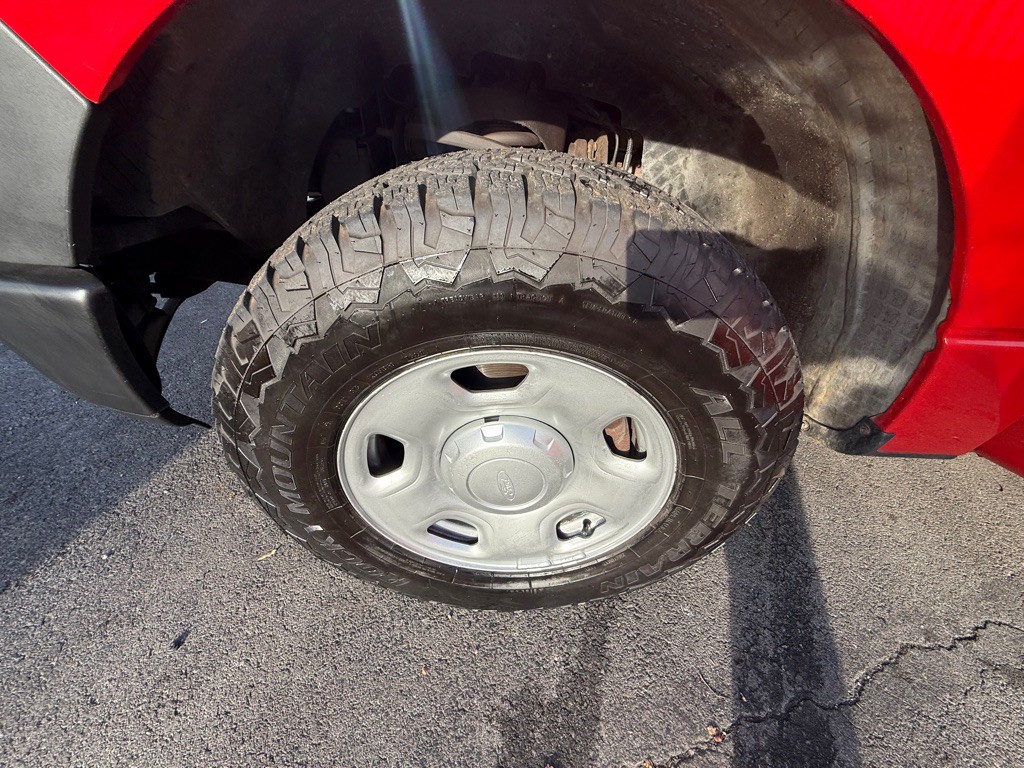 2005 Ford F-150 Image 18