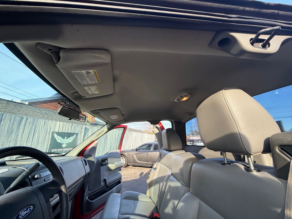 2005 Ford F-150 Image 30