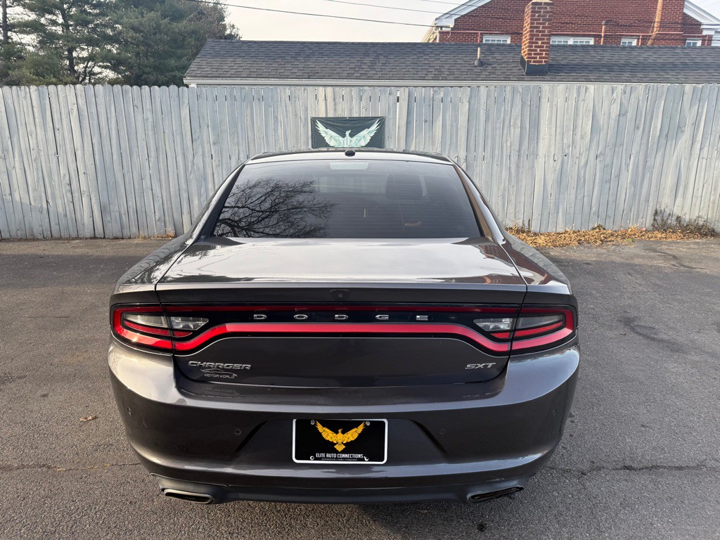 2018 Dodge Charger Image 8