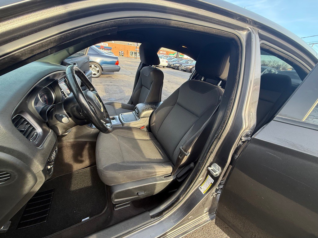 2018 Dodge Charger Image 9