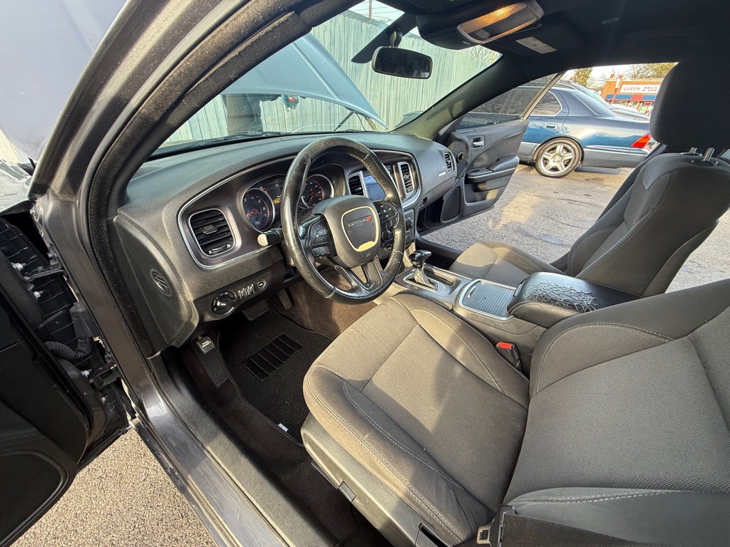 2018 Dodge Charger Image 10
