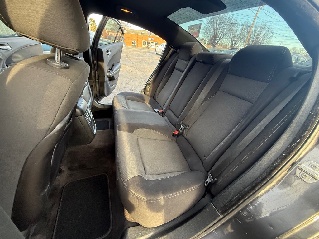 2018 Dodge Charger Image 11