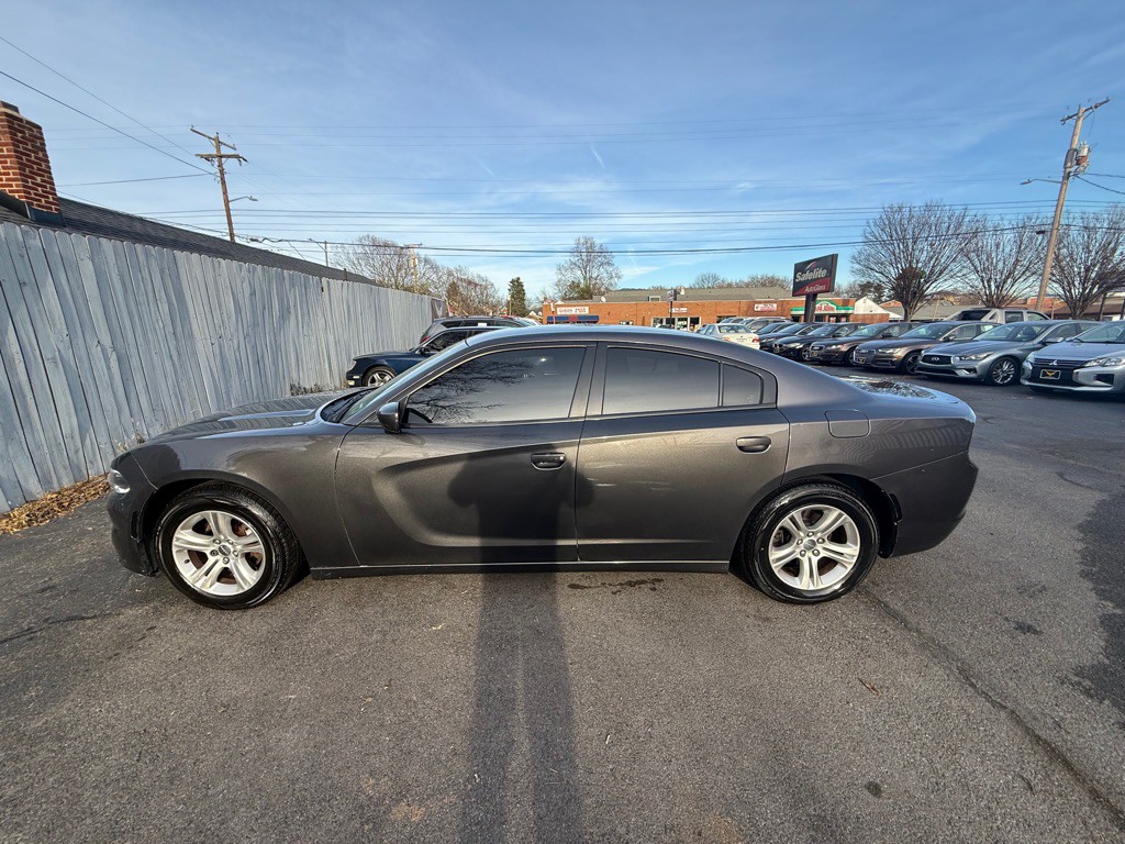 2018 Dodge Charger Image 19