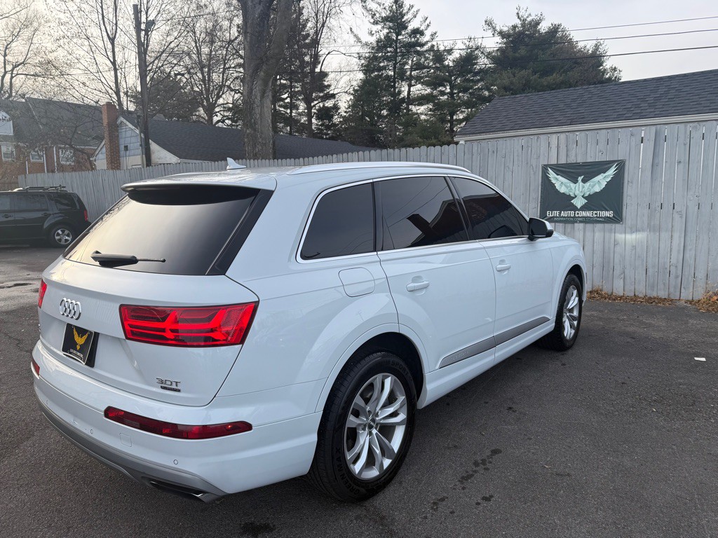 2017 Audi Q7 Image 7