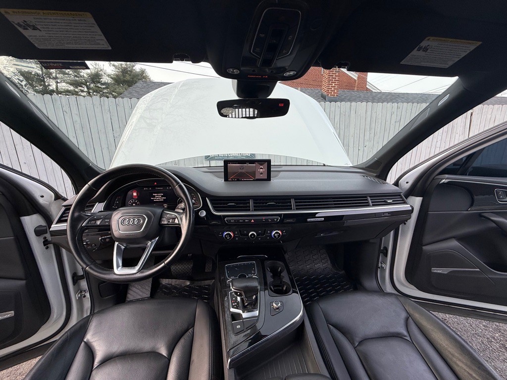 2017 Audi Q7 Image 10