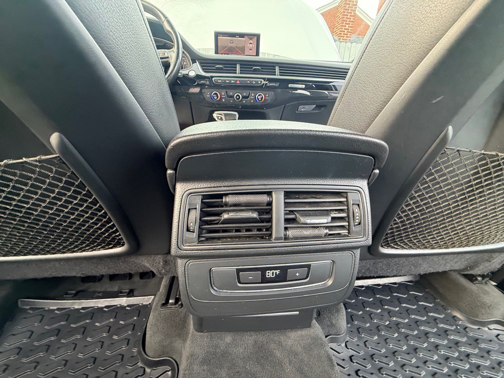 2017 Audi Q7 Image 12