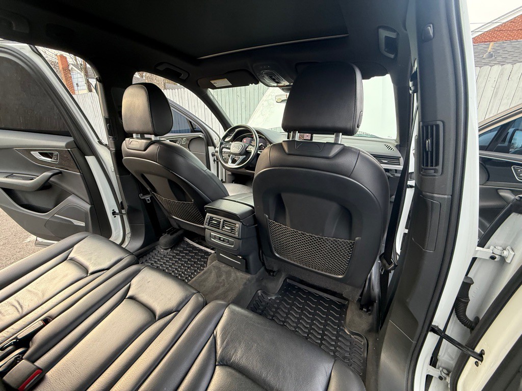 2017 Audi Q7 Image 15
