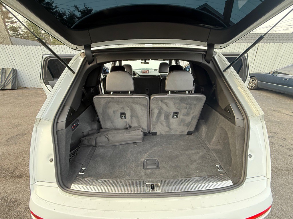 2017 Audi Q7 Image 23