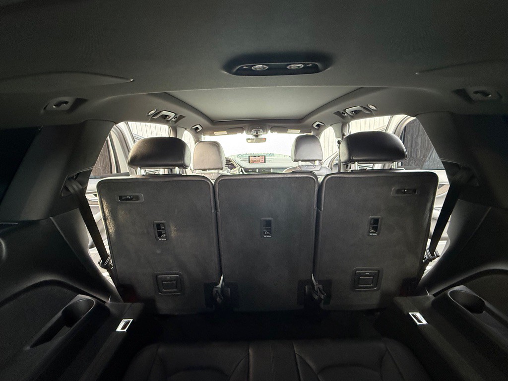 2017 Audi Q7 Image 24