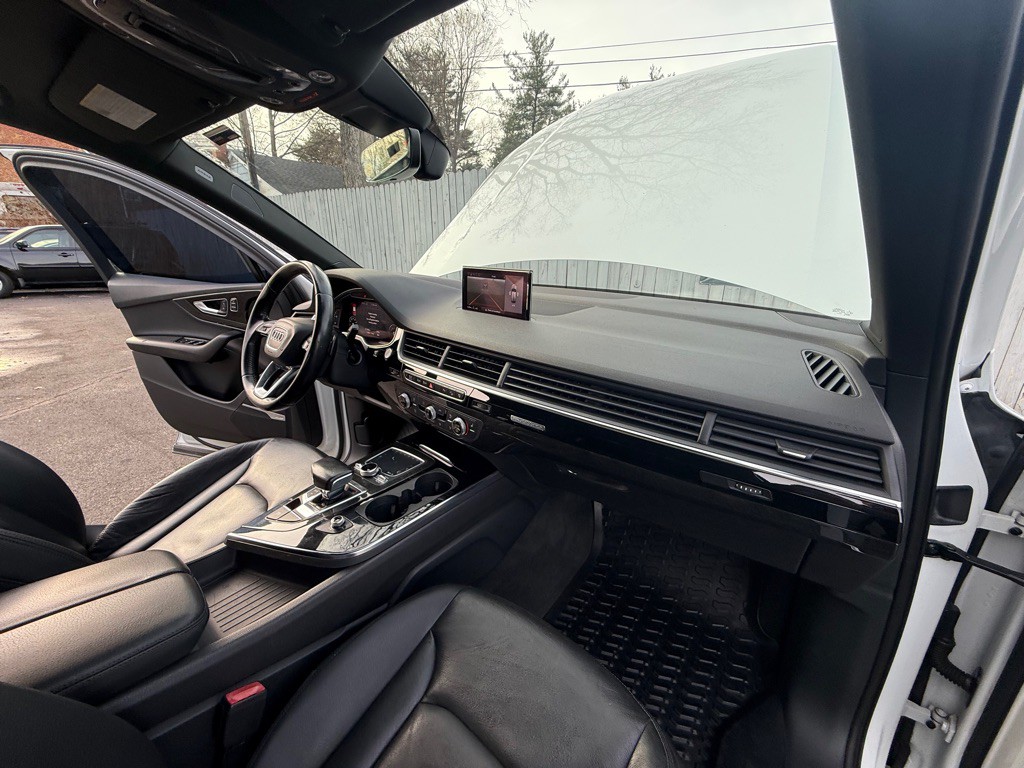 2017 Audi Q7 Image 29