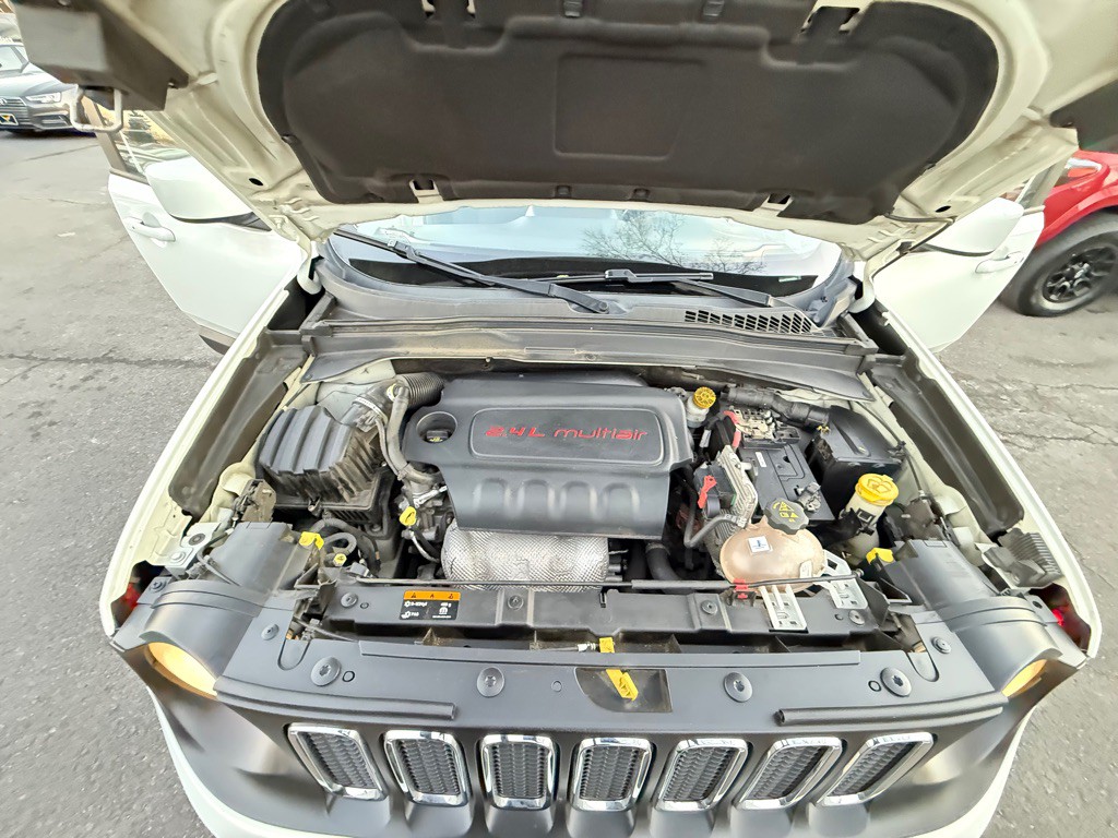 2016 Jeep Renegade Image 27