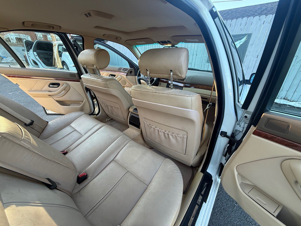 2002 BMW 5 Series Image 14