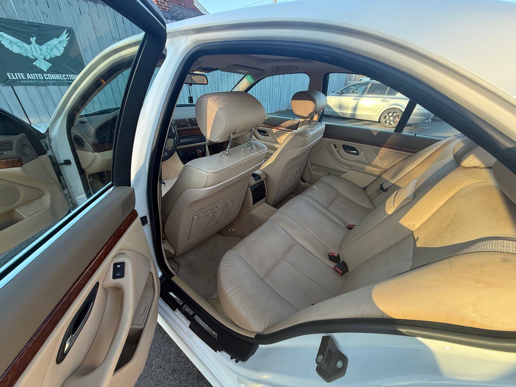 2002 BMW 5 Series Image 17