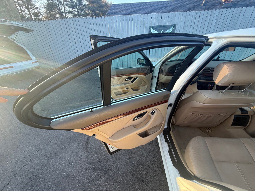 2002 BMW 5 Series Image 27