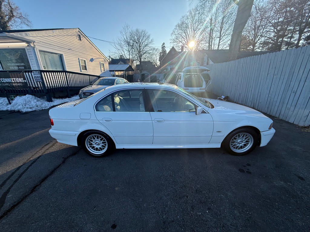 2002 BMW 5 Series Image 36