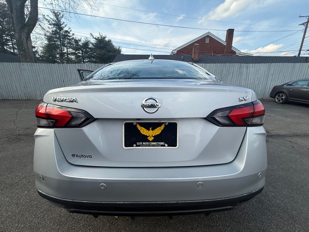 2021 Nissan Versa Image 26